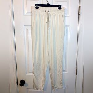 Fabletics soft white drawstring sweatpants. Size M